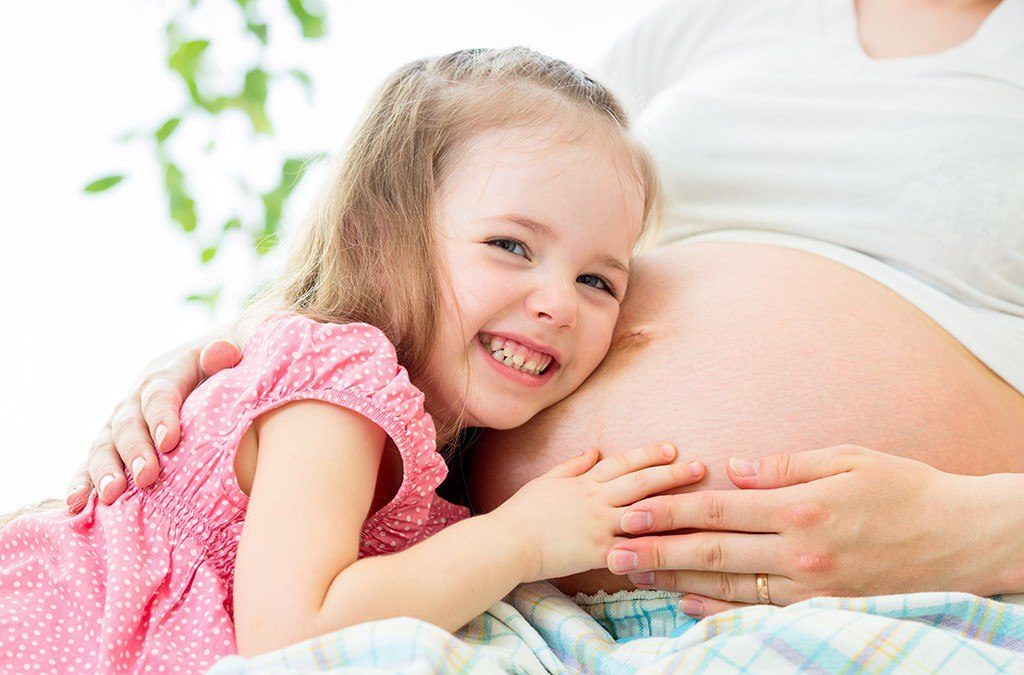 Нужны ли QR коды детям до 18 лет, беременным